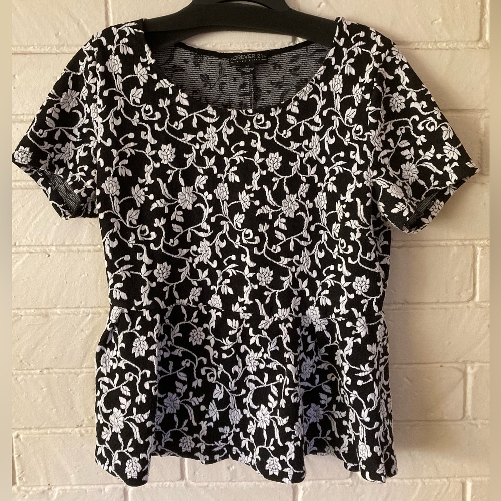Cute floral top